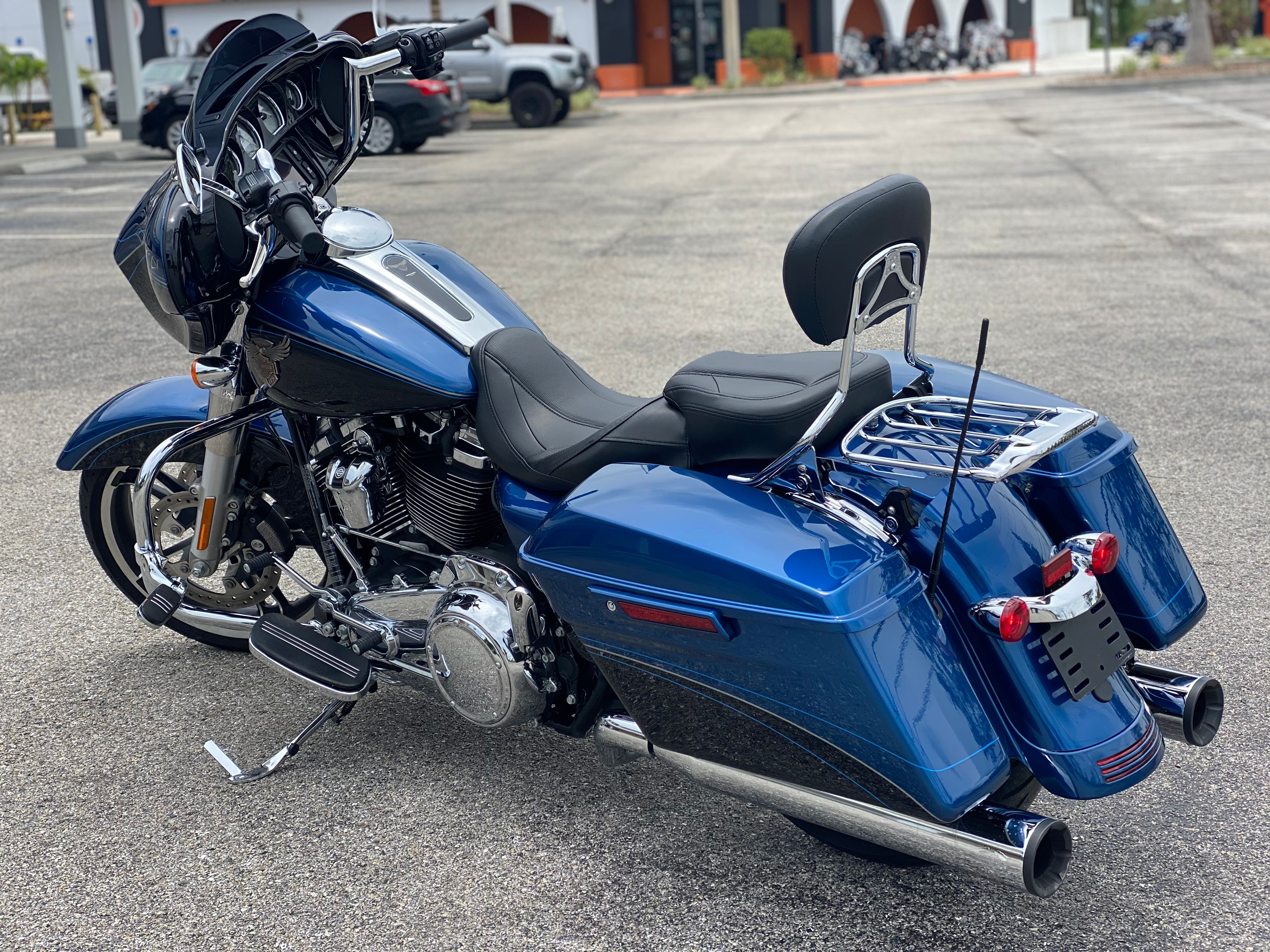 Pre-Owned 2018 Harley-Davidson Touring Street Glide